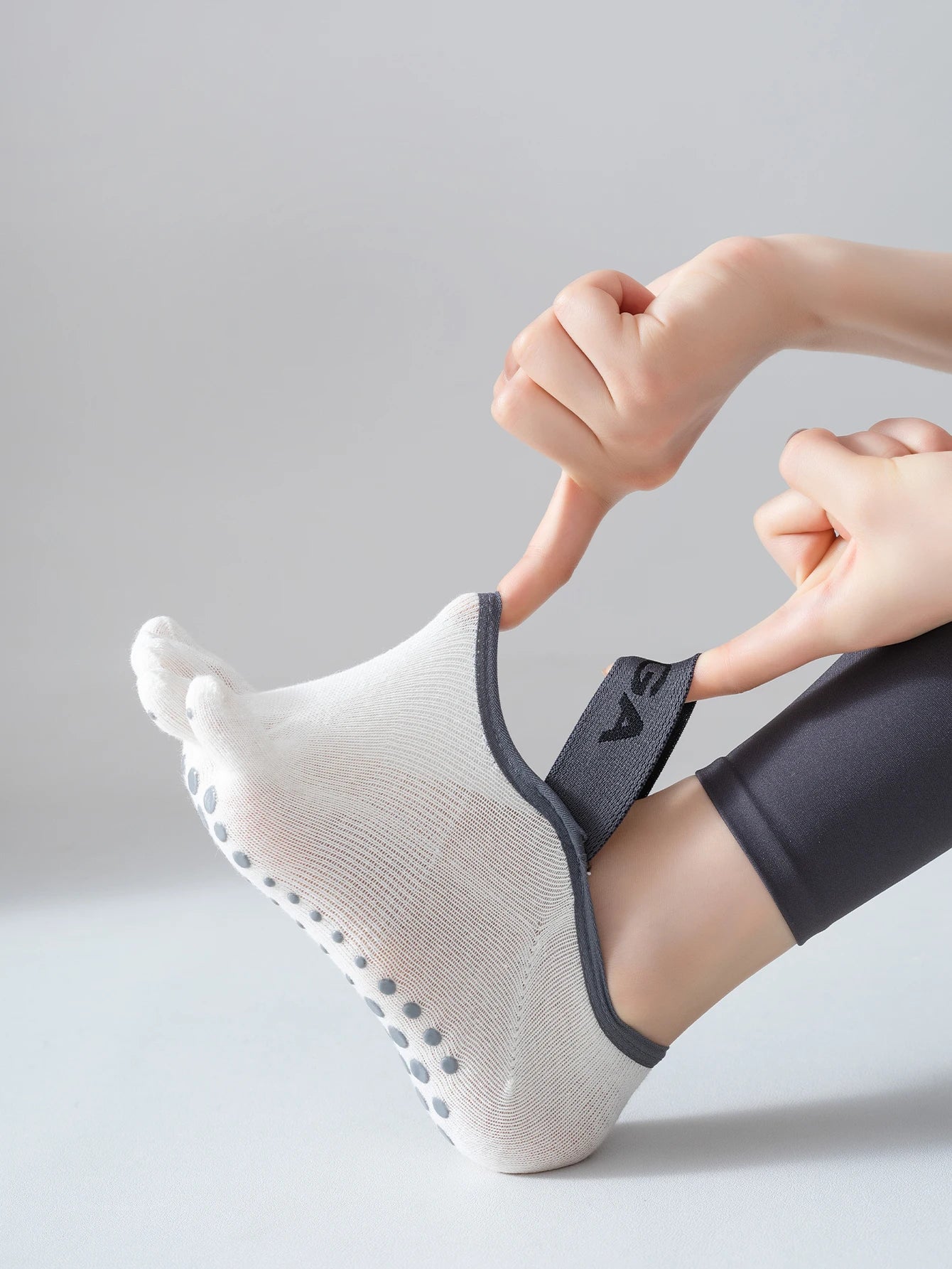 Calcetines Yoga 5 Dedos Mujer - Antideslizantes para Pilates y Fitness | Feetiva