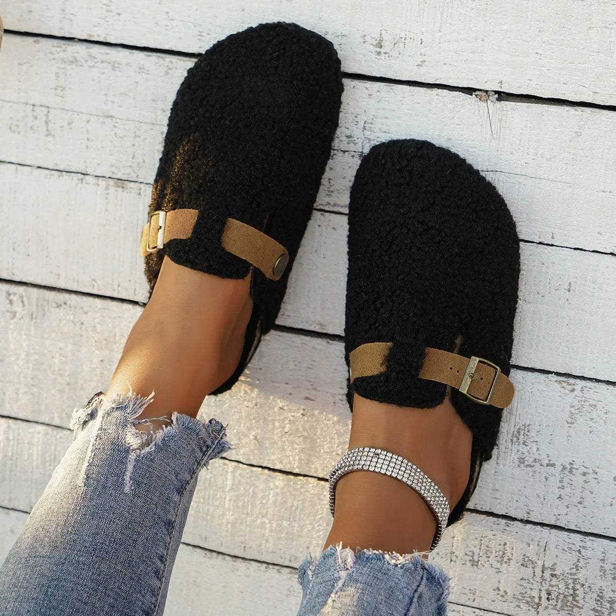 Zapatillas de Casa Invierno 2025 | Pantuflas con Forro Polar | AJZE/Feetiva