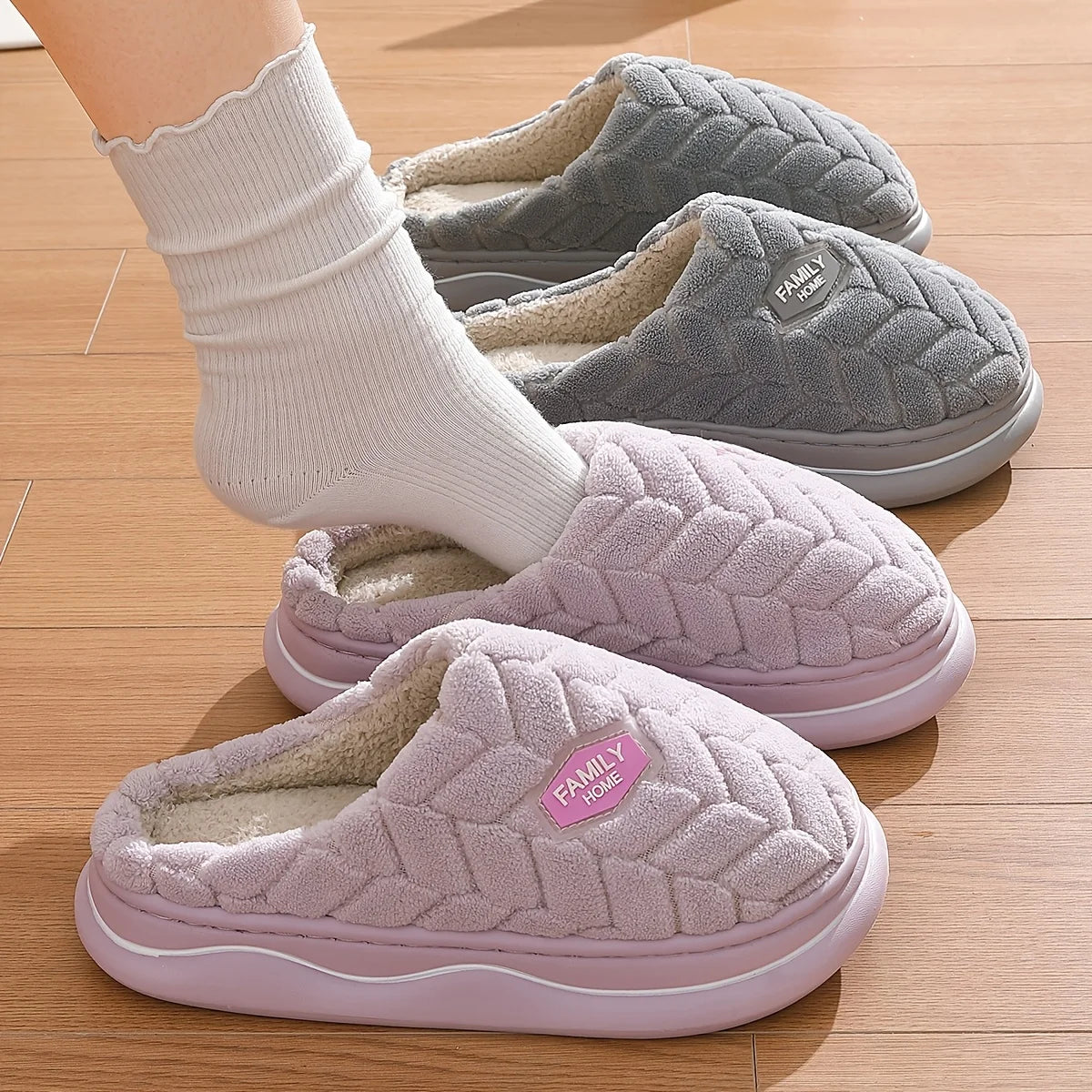 🧦 Zapatillas de Invierno Unisex | Feetiva - Cálidas y Antideslizantes (Pack Pareja - Tallas 36-44 - Estilo Básico con Toque Divertido)