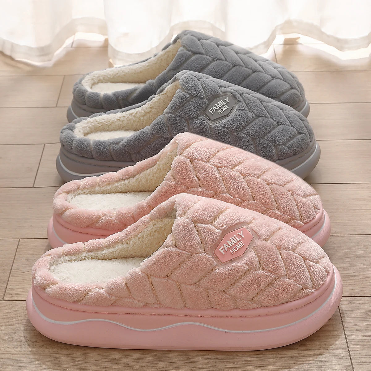 🧦 Zapatillas de Invierno Unisex | Feetiva - Cálidas y Antideslizantes (Pack Pareja - Tallas 36-44 - Estilo Básico con Toque Divertido)