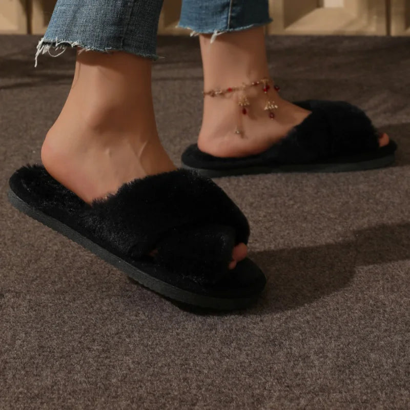 Zapatillas ZOKI de Pelo con Tiras Cruzadas - Elegancia y Confort